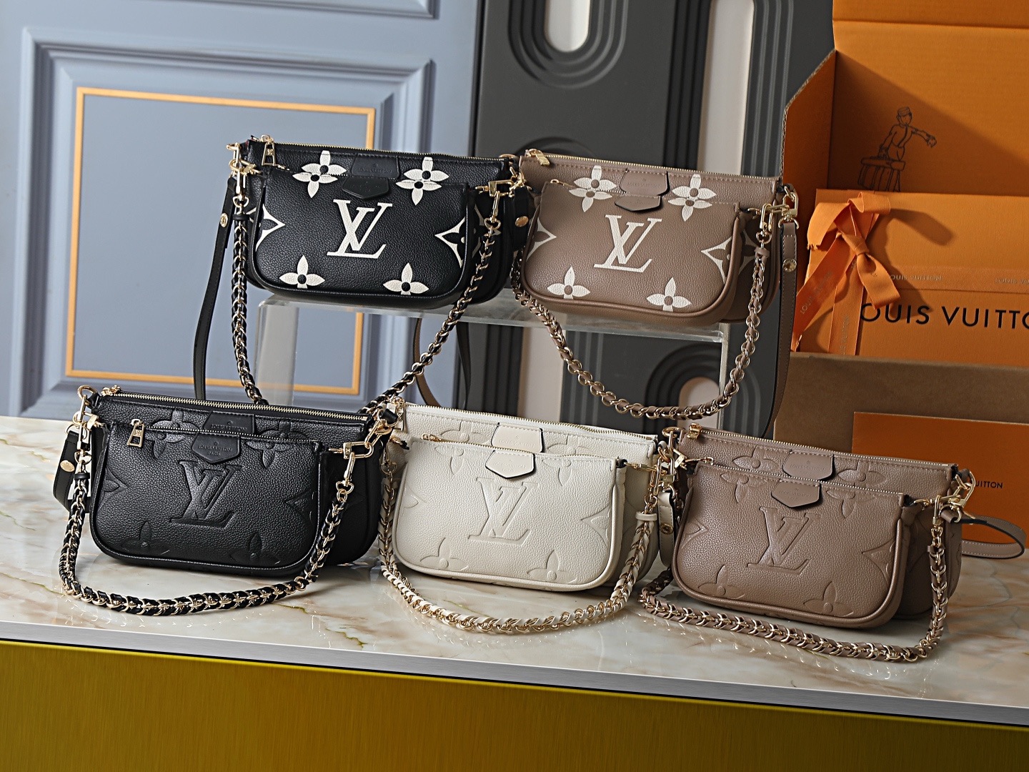 Chain bag collection