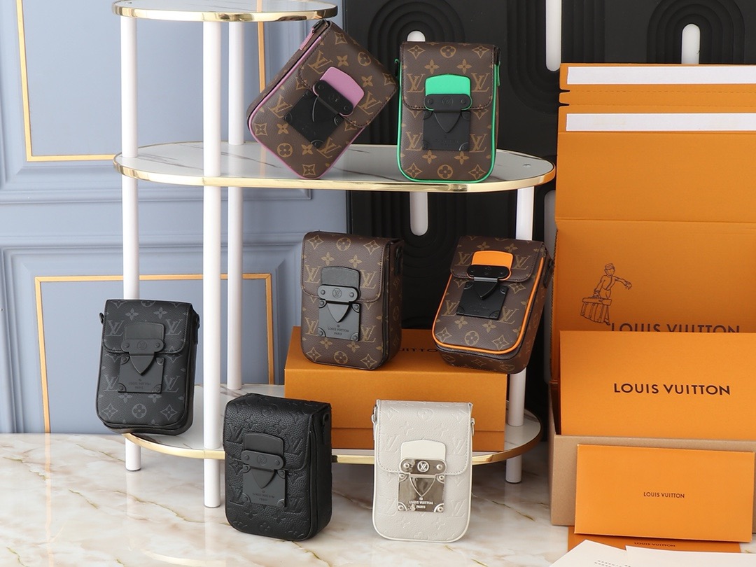 Phone bag collection